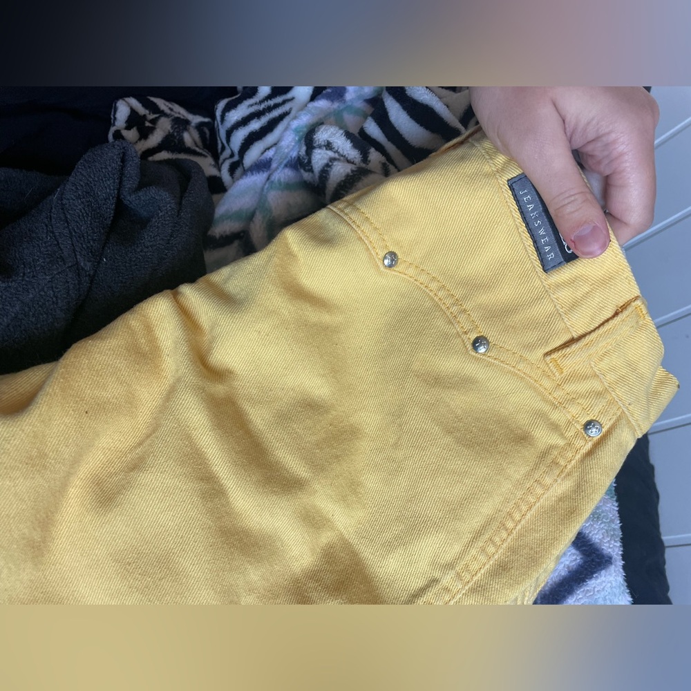💛Yellow Rockies Shorts💛